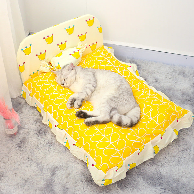 Plush Teddy Style Small Pet Bed For Comfortable Rest