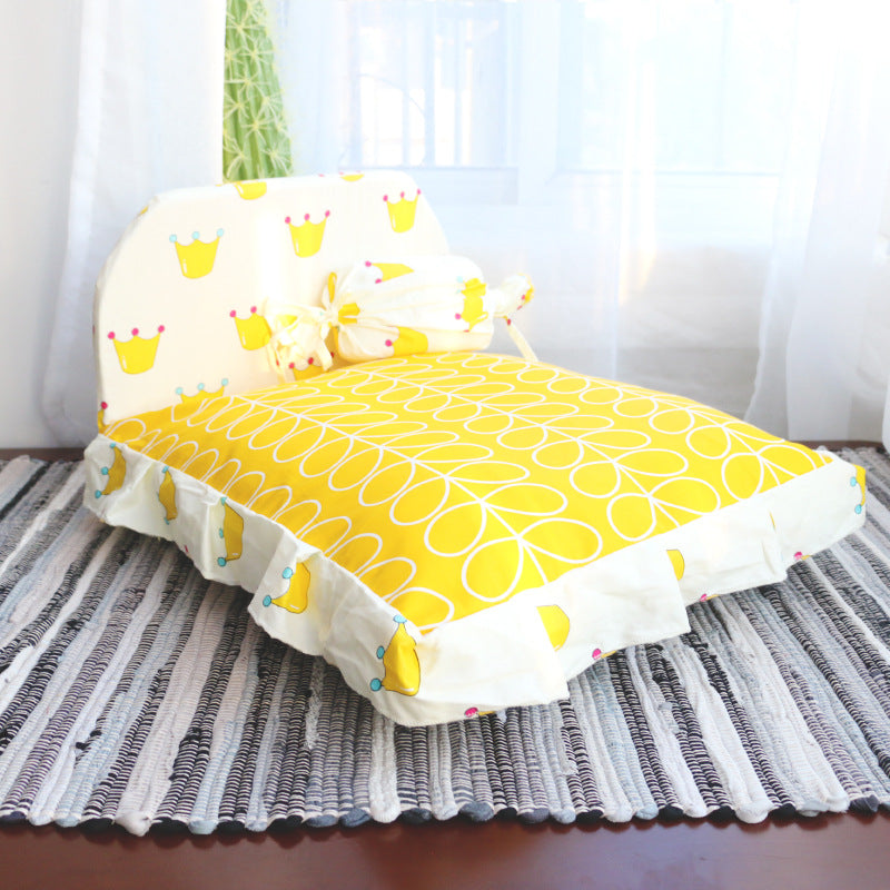Plush Teddy Style Small Pet Bed For Comfortable Rest