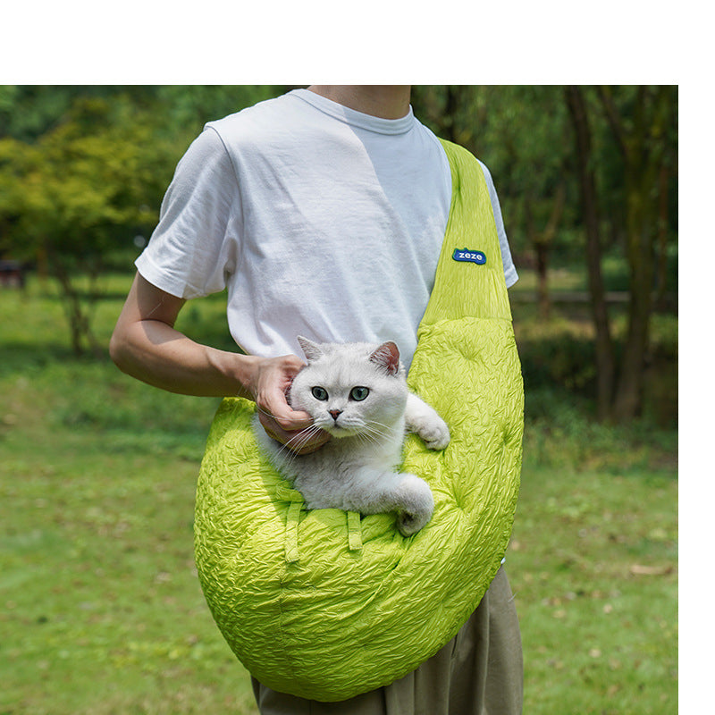 Portable Shoulder Diagonal Pet Carrier Bag With Secure Warm Design