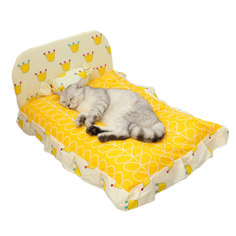 Plush Teddy Style Small Pet Bed For Comfortable Rest