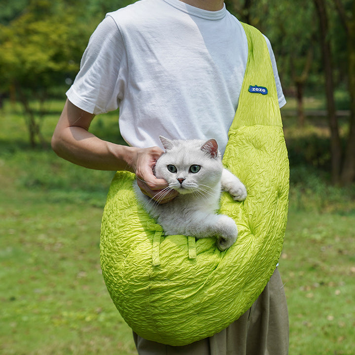 Portable Shoulder Diagonal Pet Carrier Bag With Secure Warm Design