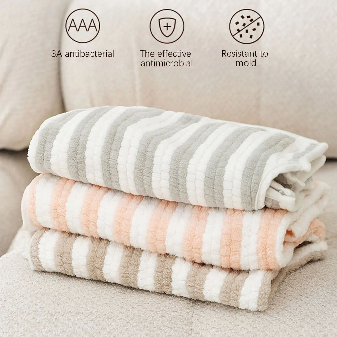 Ultra Absorbent Pet Bath Towel Quick Dry Thick Bathrobe Wrap